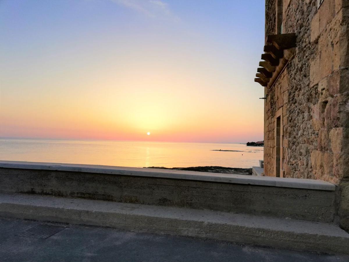 Villa Rosso Corallo Punta Secca Exterior photo