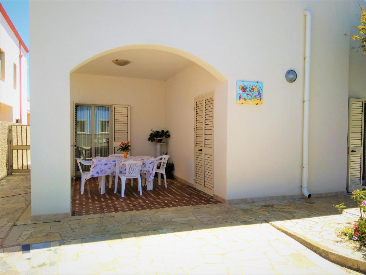 Villa Rosso Corallo Punta Secca Exterior photo